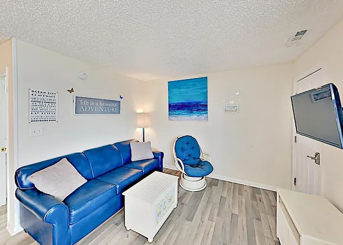 Jocelyn Manor Apartment